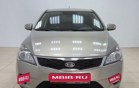 KIA cee'd I рестайлинг, 2012 год, 890 000 рублей, 2 фотография