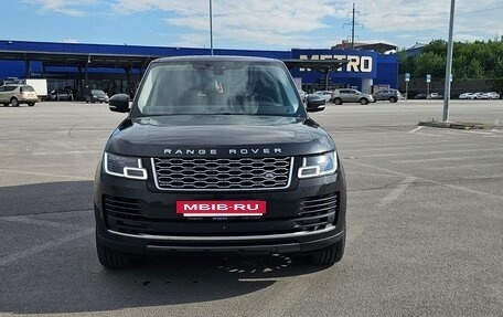 Land Rover Range Rover IV рестайлинг, 2018 год, 6 400 000 рублей, 3 фотография