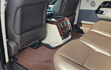 Land Rover Range Rover IV рестайлинг, 2018 год, 6 400 000 рублей, 20 фотография