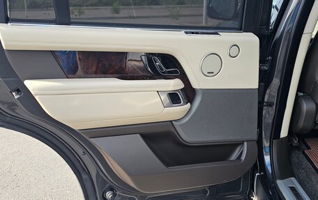 Land Rover Range Rover IV рестайлинг, 2018 год, 6 400 000 рублей, 24 фотография
