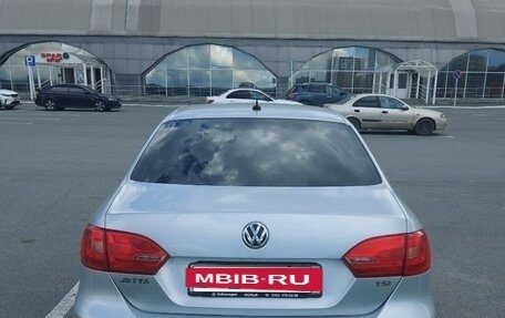 Volkswagen Jetta VI, 2014 год, 1 180 000 рублей, 4 фотография
