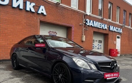 Mercedes-Benz E-Класс, 2012 год, 1 799 000 рублей, 2 фотография
