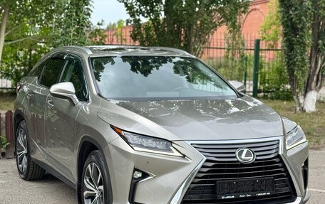 Lexus RX IV рестайлинг, 2018 год, 3 690 000 рублей, 2 фотография