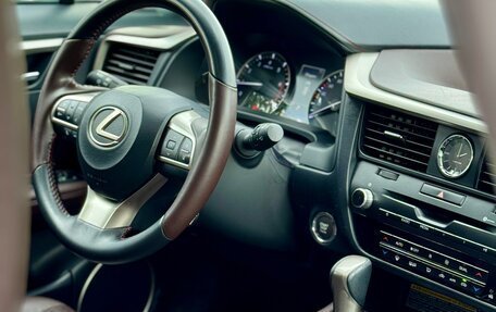 Lexus RX IV рестайлинг, 2018 год, 3 690 000 рублей, 30 фотография