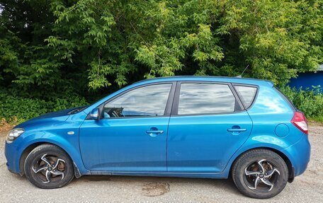 KIA cee'd I рестайлинг, 2010 год, 750 000 рублей, 6 фотография