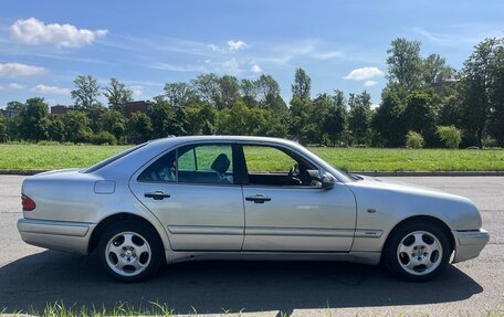 Mercedes-Benz E-Класс, 1998 год, 495 000 рублей, 2 фотография