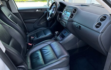 Volkswagen Tiguan I, 2011 год, 1 220 000 рублей, 25 фотография