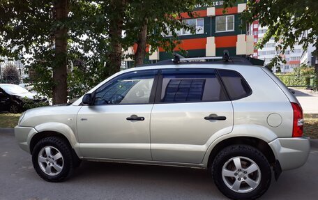 Hyundai Tucson III, 2007 год, 995 000 рублей, 3 фотография