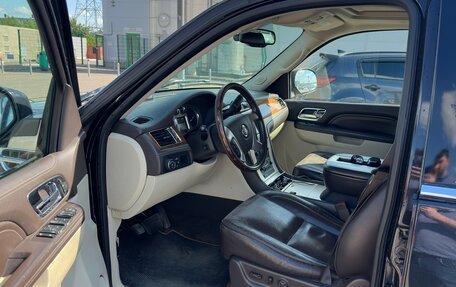 Cadillac Escalade III, 2013 год, 2 400 000 рублей, 4 фотография