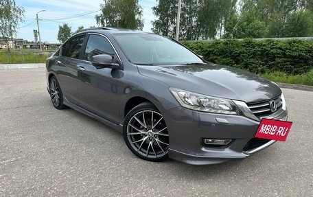 Honda Accord IX рестайлинг, 2013 год, 1 850 000 рублей, 13 фотография