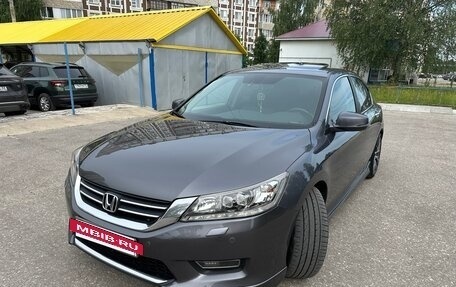 Honda Accord IX рестайлинг, 2013 год, 1 850 000 рублей, 21 фотография
