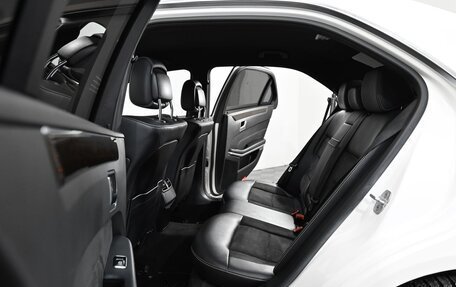Mercedes-Benz E-Класс, 2015 год, 2 199 000 рублей, 13 фотография