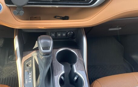 Toyota Highlander, 2020 год, 4 275 000 рублей, 10 фотография