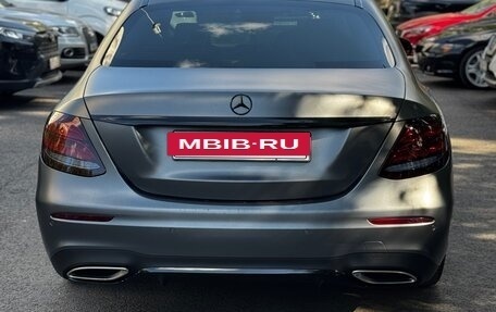 Mercedes-Benz E-Класс, 2020 год, 4 600 000 рублей, 5 фотография