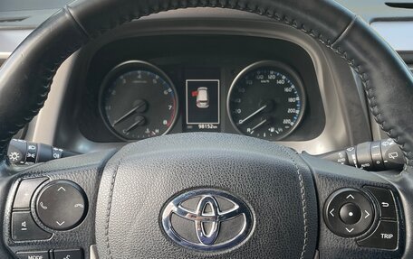 Toyota RAV4, 2019 год, 2 800 000 рублей, 16 фотография