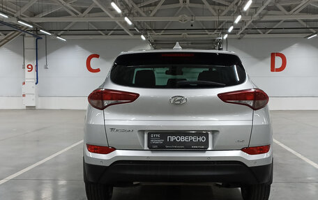 Hyundai Tucson III, 2017 год, 1 999 000 рублей, 10 фотография