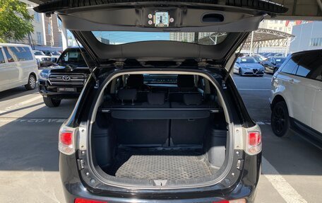 Mitsubishi Outlander III рестайлинг 3, 2013 год, 1 299 000 рублей, 12 фотография