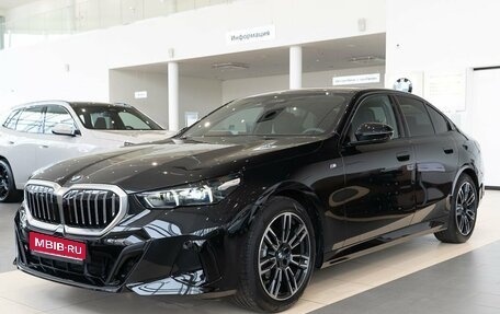 BMW 5 серия, 2024 год, 9 400 000 рублей, 1 фотография