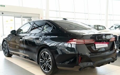 BMW 5 серия, 2024 год, 9 400 000 рублей, 7 фотография