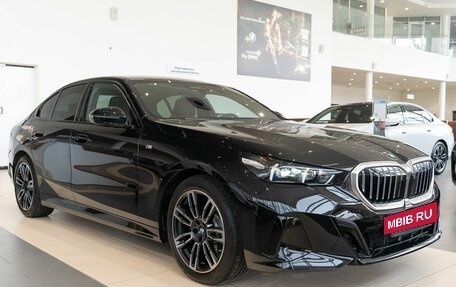 BMW 5 серия, 2024 год, 9 400 000 рублей, 3 фотография