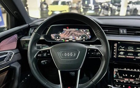 Audi e-tron Sportback I, 2021 год, 6 800 000 рублей, 11 фотография