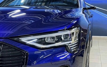 Audi e-tron Sportback I, 2021 год, 6 800 000 рублей, 5 фотография