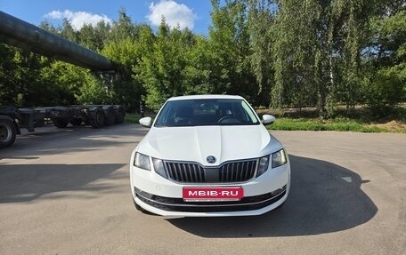 Skoda Octavia, 2017 год, 1 350 000 рублей, 2 фотография