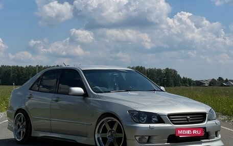 Toyota Altezza, 2001 год, 970 000 рублей, 3 фотография