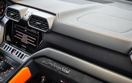 Lamborghini Urus I, 2022 год, 27 000 000 рублей, 5 фотография