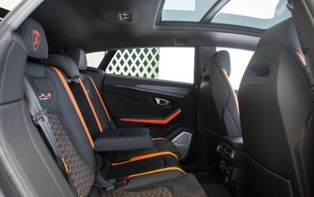 Lamborghini Urus I, 2022 год, 27 000 000 рублей, 9 фотография