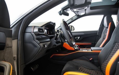 Lamborghini Urus I, 2022 год, 27 000 000 рублей, 11 фотография
