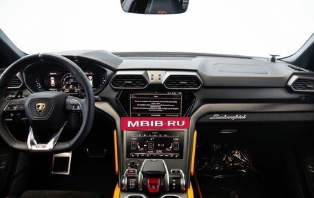 Lamborghini Urus I, 2022 год, 27 000 000 рублей, 7 фотография