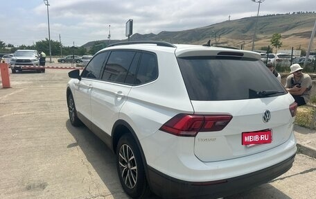 Volkswagen Tiguan II, 2021 год, 1 899 000 рублей, 3 фотография