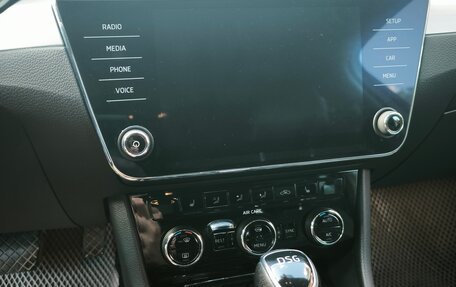 Skoda Superb III рестайлинг, 2017 год, 1 700 000 рублей, 5 фотография