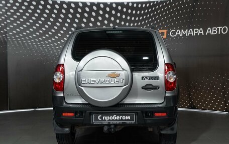 Chevrolet Niva I рестайлинг, 2018 год, 879 000 рублей, 8 фотография