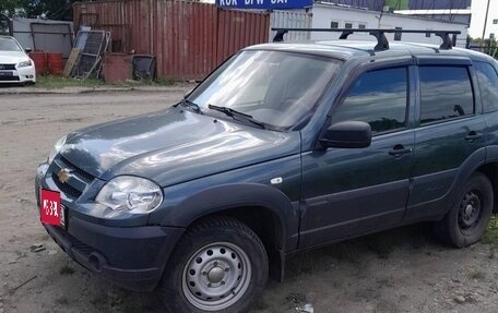Chevrolet Niva I рестайлинг, 2018 год, 475 000 рублей, 3 фотография