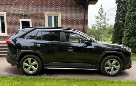 Toyota RAV4, 2021 год, 3 100 000 рублей, 5 фотография