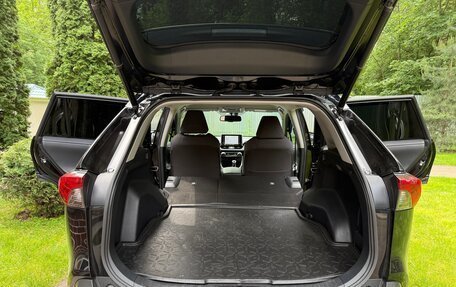 Toyota RAV4, 2021 год, 3 100 000 рублей, 17 фотография