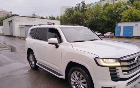 Toyota Land Cruiser, 2022 год, 9 800 000 рублей, 3 фотография