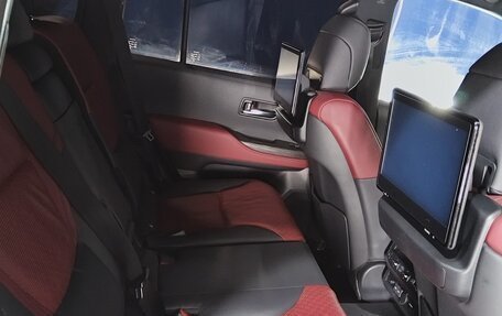 Toyota Land Cruiser, 2022 год, 9 800 000 рублей, 4 фотография