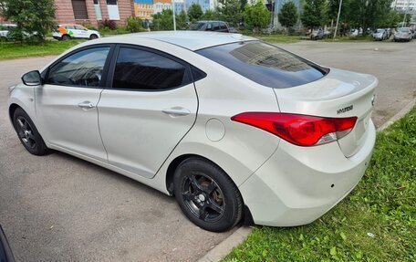 Hyundai Elantra V, 2013 год, 850 000 рублей, 4 фотография