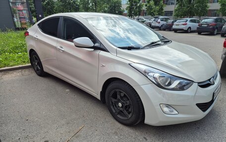 Hyundai Elantra V, 2013 год, 850 000 рублей, 5 фотография