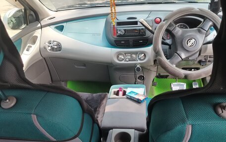 Nissan Tino, 1998 год, 390 000 рублей, 6 фотография