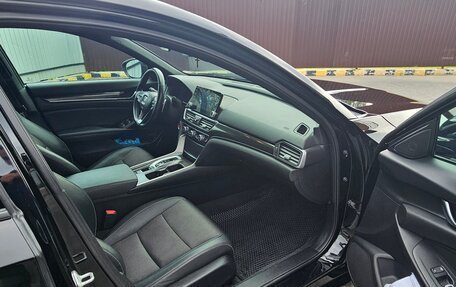 Honda Accord IX рестайлинг, 2021 год, 3 200 000 рублей, 13 фотография