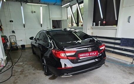 Honda Accord IX рестайлинг, 2021 год, 3 200 000 рублей, 7 фотография