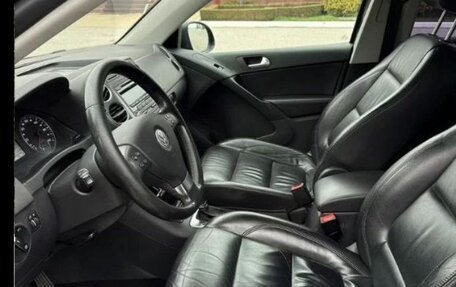 Volkswagen Tiguan I, 2010 год, 770 000 рублей, 2 фотография