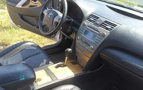 Toyota Camry, 2007 год, 1 100 000 рублей, 11 фотография