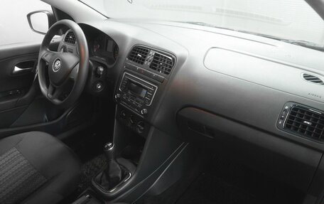 Volkswagen Polo VI (EU Market), 2017 год, 1 150 000 рублей, 10 фотография