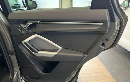 Audi Q3, 2021 год, 2 999 000 рублей, 14 фотография