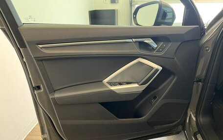 Audi Q3, 2021 год, 2 999 000 рублей, 17 фотография